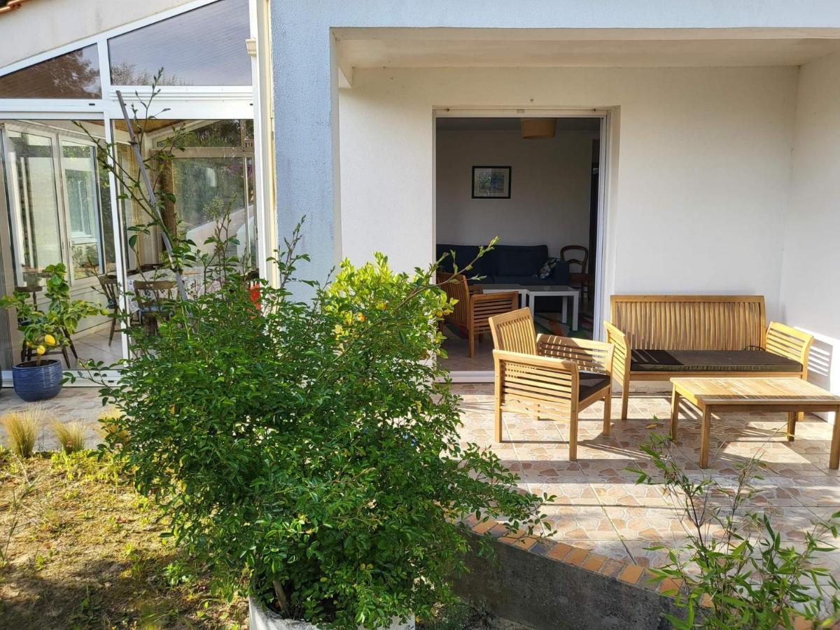 Appartement 3 Chambres 6 Pers Rez De Jardin 5Min Plage Quartier Du Phare Location Du Dimanche Au Dimanche En Juillet Et Aout La Tranche-sur-Mer Exterior foto